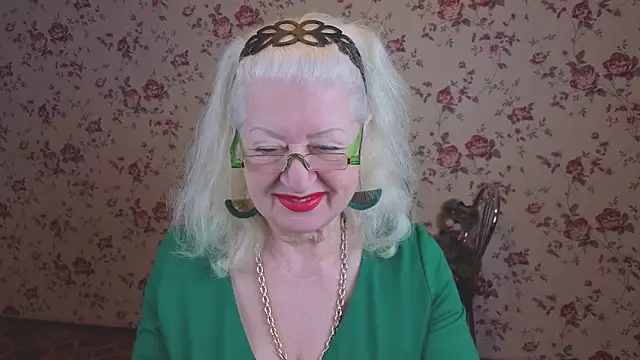 Maya Mayflower online show from 01-16-26, 02:48