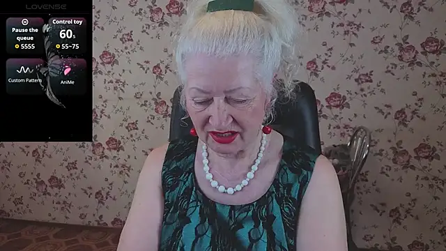 Snapshot of Maya_Mayflower chatting on 05-07-26, 03:01 Maya Mayflower online show from 05-07-26, 03:01