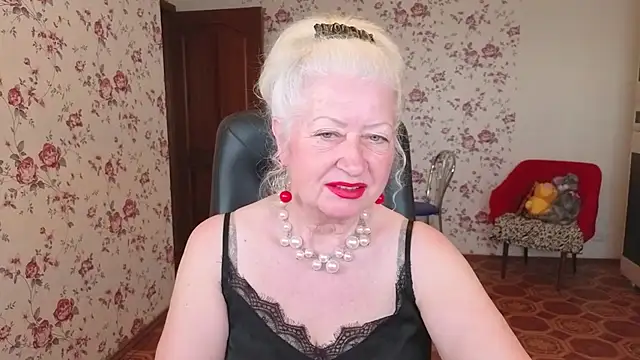 Snapshot of Maya_Mayflower chatting on 05-09-26, 03:01 Maya Mayflower online show from 05-09-26, 03:01
