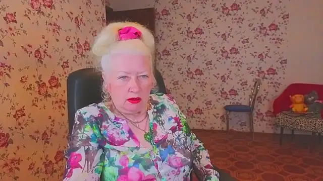 Snapshot of Maya_Mayflower chatting on 05-15-26, 03:13 Maya Mayflower online show from 05-15-26, 03:13