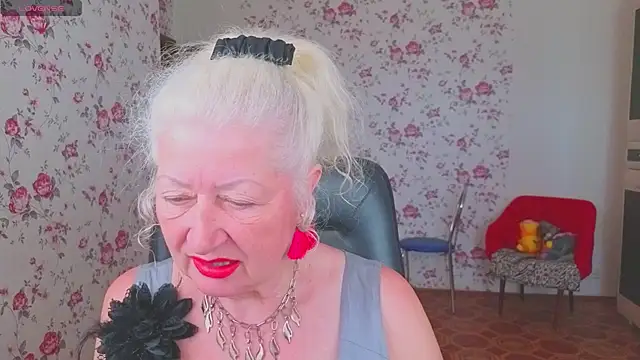 Snapshot of Maya_Mayflower chatting on 05-23-26, 03:23 Maya Mayflower online show from 05-23-26, 03:23