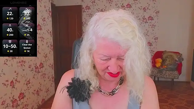 Snapshot of Maya_Mayflower chatting on 06-13-26, 03:37 Maya Mayflower online show from 06-13-26, 03:37