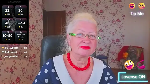 Snapshot of Maya_Mayflower chatting on 06-18-26, 09:25 Maya Mayflower online show from 06-18-26, 09:25