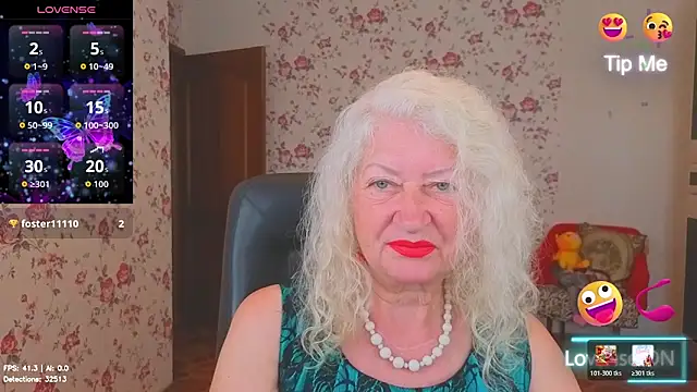 Snapshot of Maya_Mayflower chatting on 06-20-26, 03:31 Maya Mayflower online show from 06-20-26, 03:31