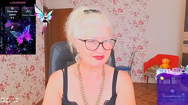 Snapshot of Maya_Mayflower chatting on 07-30-26, 05:50 Maya Mayflower online show from 07-30-26, 05:50