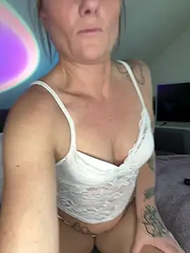 Snapshot of SpicyKylieFoxx chatting on 06-24-26, 09:19 SpicyKylieFoxx online show from 06-24-26, 09:19