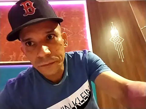 karlossan24 online show from 02-14-26, 03:14