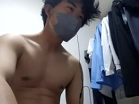 taaaaaa- online show from 05-18-26, 12:11