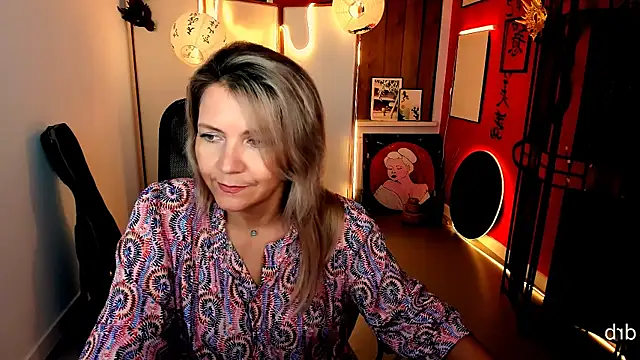 NicoleHitman online show from 07-26-26, 01:18