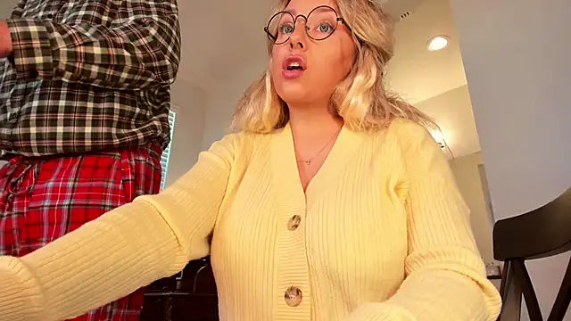 realtoxxxxmaria online show from 11-08-25, 01:44