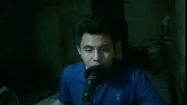 Snapshot of mikigamesH2 chatting on 03-04-25, 12:18 mikigamesH2 online show from 03-04-25, 12:18