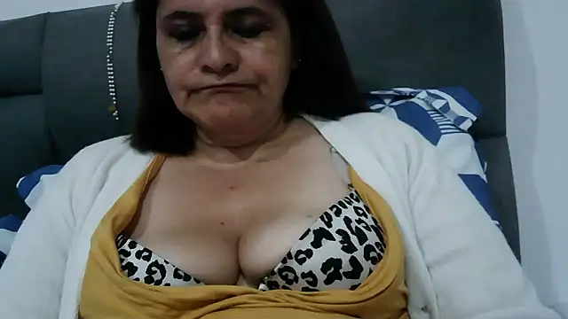 BiancaSteel online show from 01-13-26, 10:15