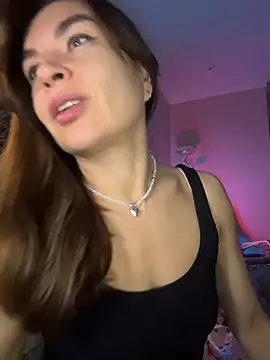 Snapshot of Mary_Kiitty chatting on 05-02-26, 04:12 Mary Kiitty online show from 05-02-26, 04:12