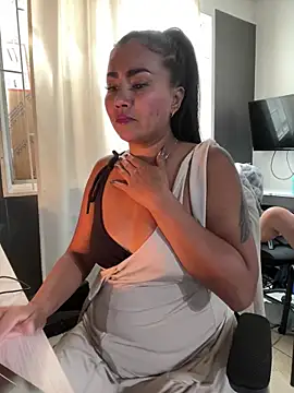 Ariana Rodriguez online show from 01-05-26, 05:27