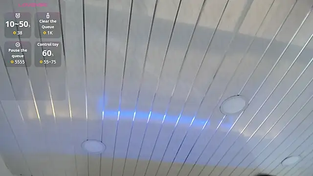 Snapshot of Cristal_Velle chatting on 09-29-25, 12:43 Cristal Velle online show from 09-29-25, 12:43