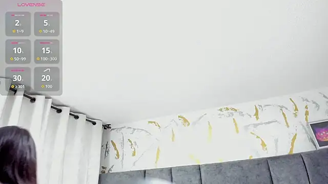 Snapshot of Cristal_Velle chatting on 11-15-25, 03:08 Cristal Velle online show from 11-15-25, 03:08