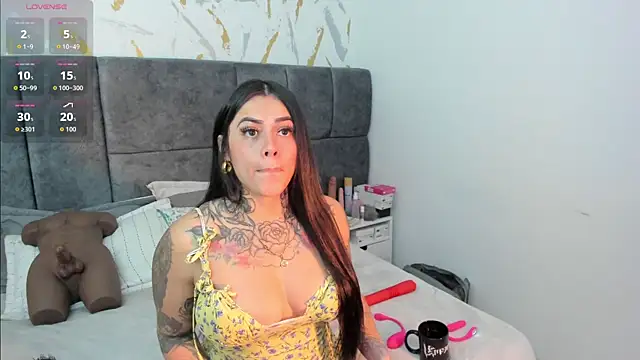 Cristal Velle online show from 04-14-26, 10:32