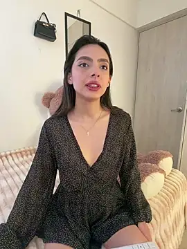 ZaraLuuv online show from 03-24-26, 06:24