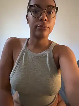 Melia Rayne online show from 10-17-25, 07:11