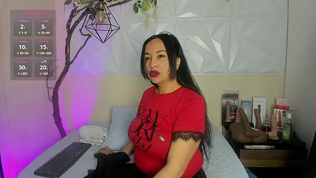 Chanel milff  online show from 04-16-26, 12:50