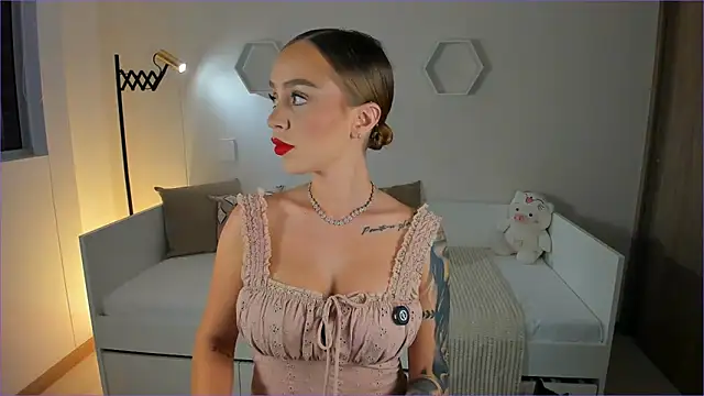 ValentinaMilann online show from 02-17-26, 11:22