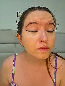 Snapshot of abbydirtys chatting on 01-13-26, 08:58 abbydirtys online show from 01-13-26, 08:58