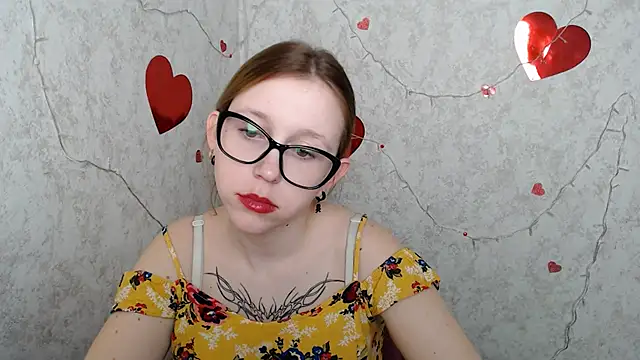 Snapshot of _MiraGold_ chatting on 03-07-25, 01:29 MiraGold online show from 03-07-25, 01:29