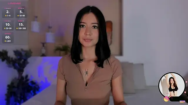 Snapshot of alison222_ chatting on 10-27-25, 07:51 alison222 online show from 10-27-25, 07:51