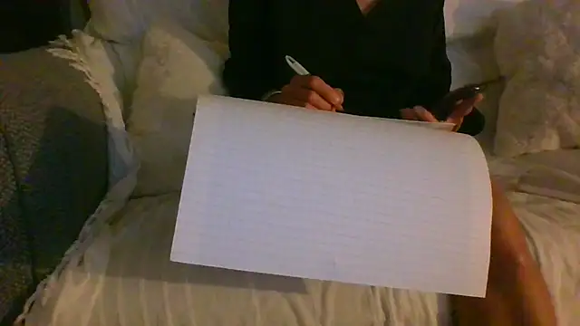 Valentinette online show from 09-16-25, 07:37