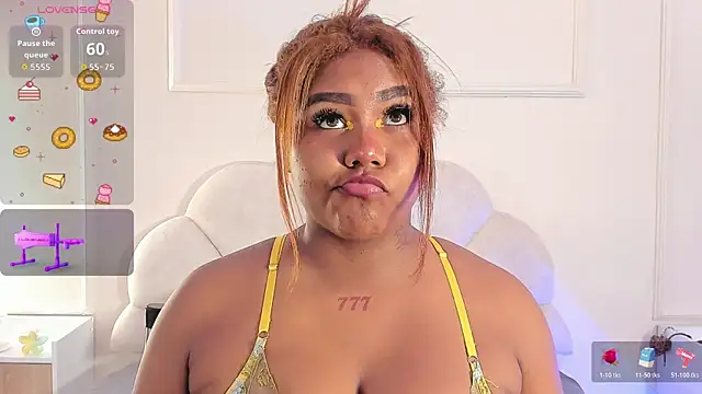 Candaceoweens online show from 07-19-26, 03:54
