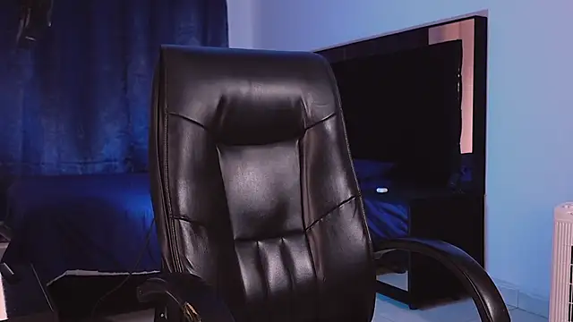 ErosKhaos online show from 11-19-25, 07:58