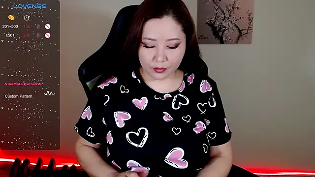 LisaAsianFlower online show from 04-17-26, 03:31