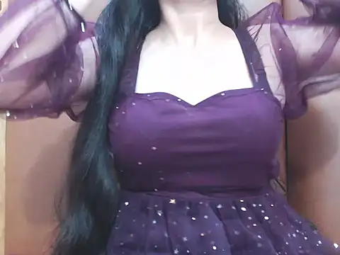 RealNaina online show from 10-30-25, 05:46