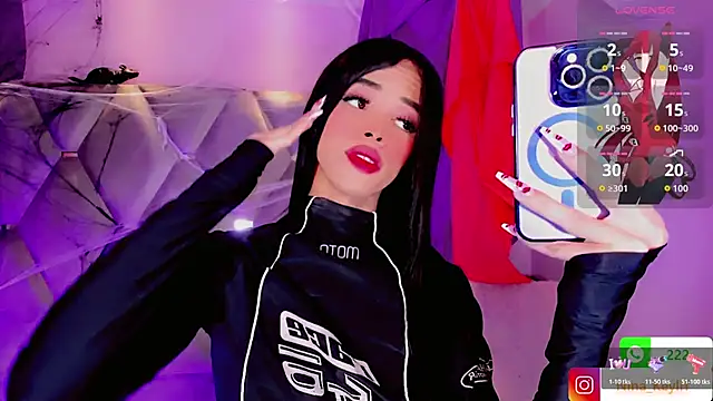 Nina Keyli online show from 10-28-25, 07:49