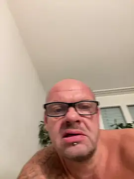 HerrundFrau-M online show from 03-04-25, 07:32