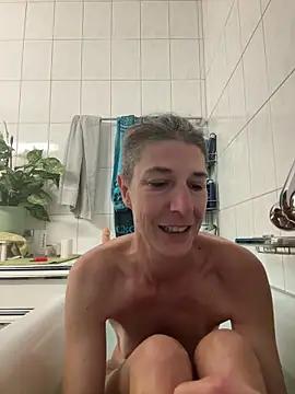 HerrundFrau-M online show from 03-13-25, 08:37