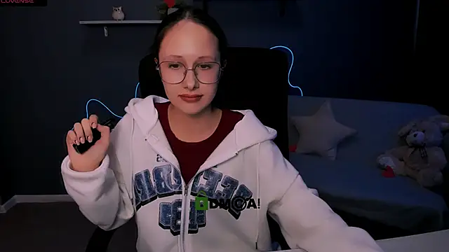 mona cloud online show from 03-07-25, 12:34