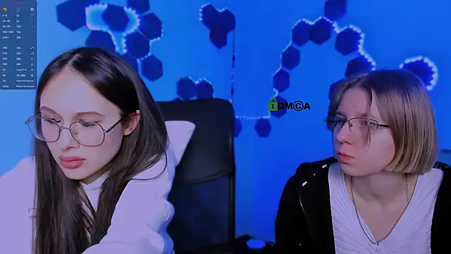 mona cloud online show from 12-14-25, 08:35