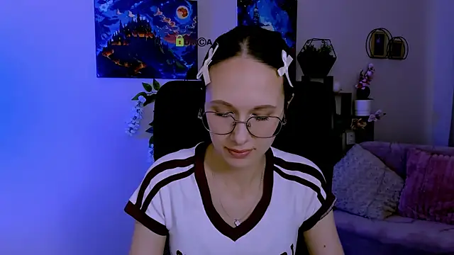 Snapshot of mona_cloud chatting on 07-12-26, 08:38 mona cloud online show from 07-12-26, 08:38