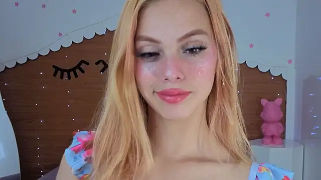 Snapshot of emma_wockll_t chatting on 05-06-26, 01:05 emma wockll t online show from 05-06-26, 01:05