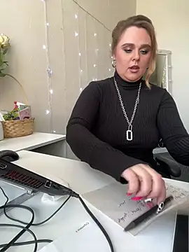 Juicy PeachLux online show from 03-07-25, 08:02