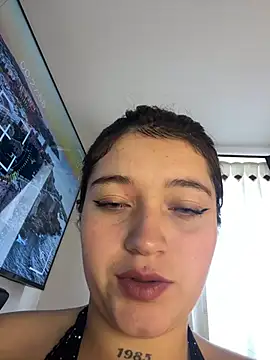 Karina Leon online show from 06-05-26, 08:58