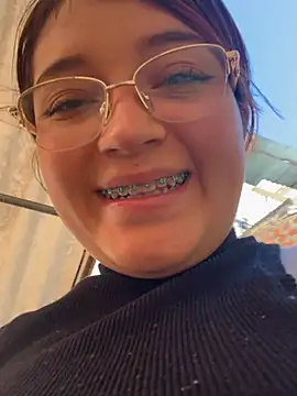 Karina Leon online show from 07-06-26, 08:22