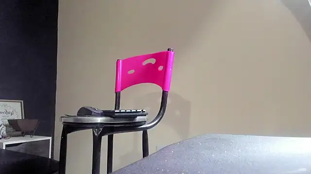 Alexa Bravva online show from 03-12-25, 10:37