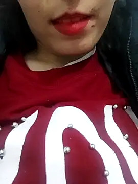 saraaxx1 online show from 03-10-25, 08:34