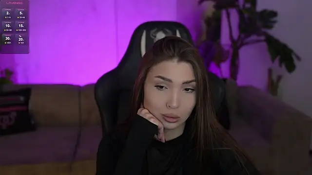 Billie054 online show from 11-28-25, 07:44