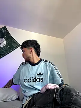 samevansx  online show from 12-01-25, 06:35