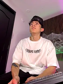 troy rouge online show from 10-23-25, 07:12