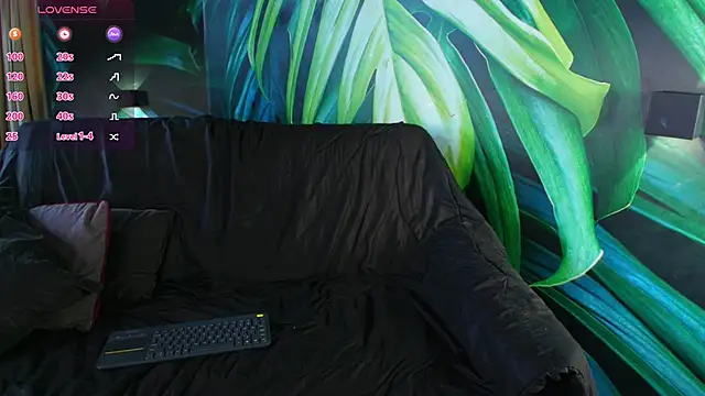 LukeCrews online show from 10-10-25, 06:51