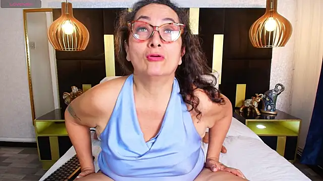 AlessandraLeroy online show from 11-22-25, 02:38